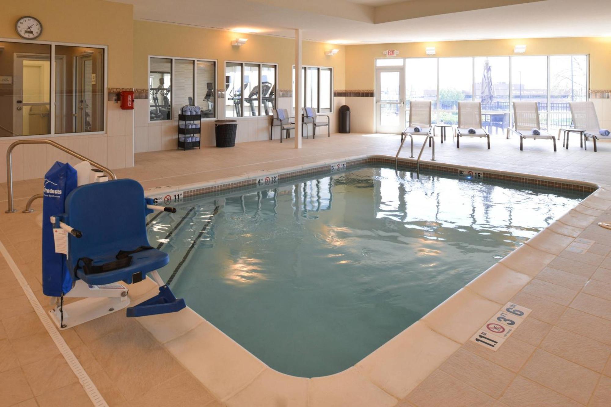 Courtyard By Marriott St. Louis St. Peters Saint Peters Exterior foto