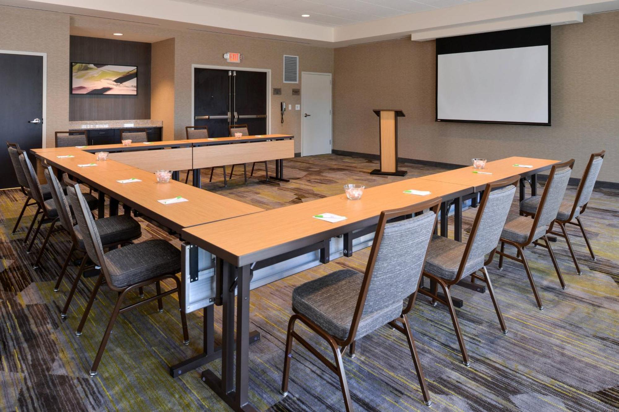 Courtyard By Marriott St. Louis St. Peters Saint Peters Exterior foto